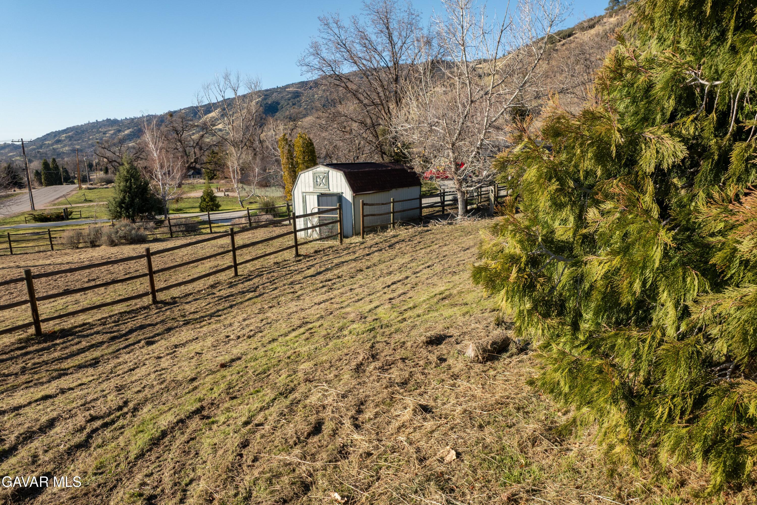 26181 Bear Valley Road Tehachapi, CA 93561 - Photo 34 of 38 a view of a terrace with chairs