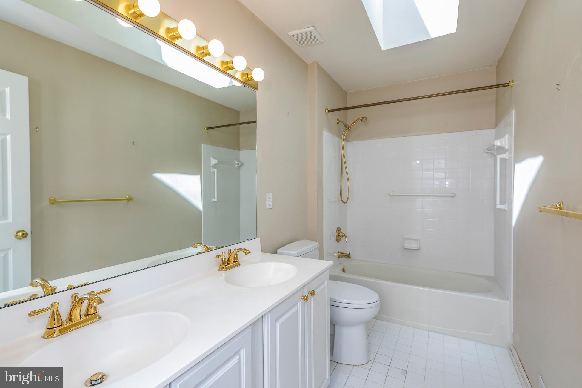 53 Avalon Road Pennington, NJ 08534 - Photo 17 of 33 Gallery Image 17