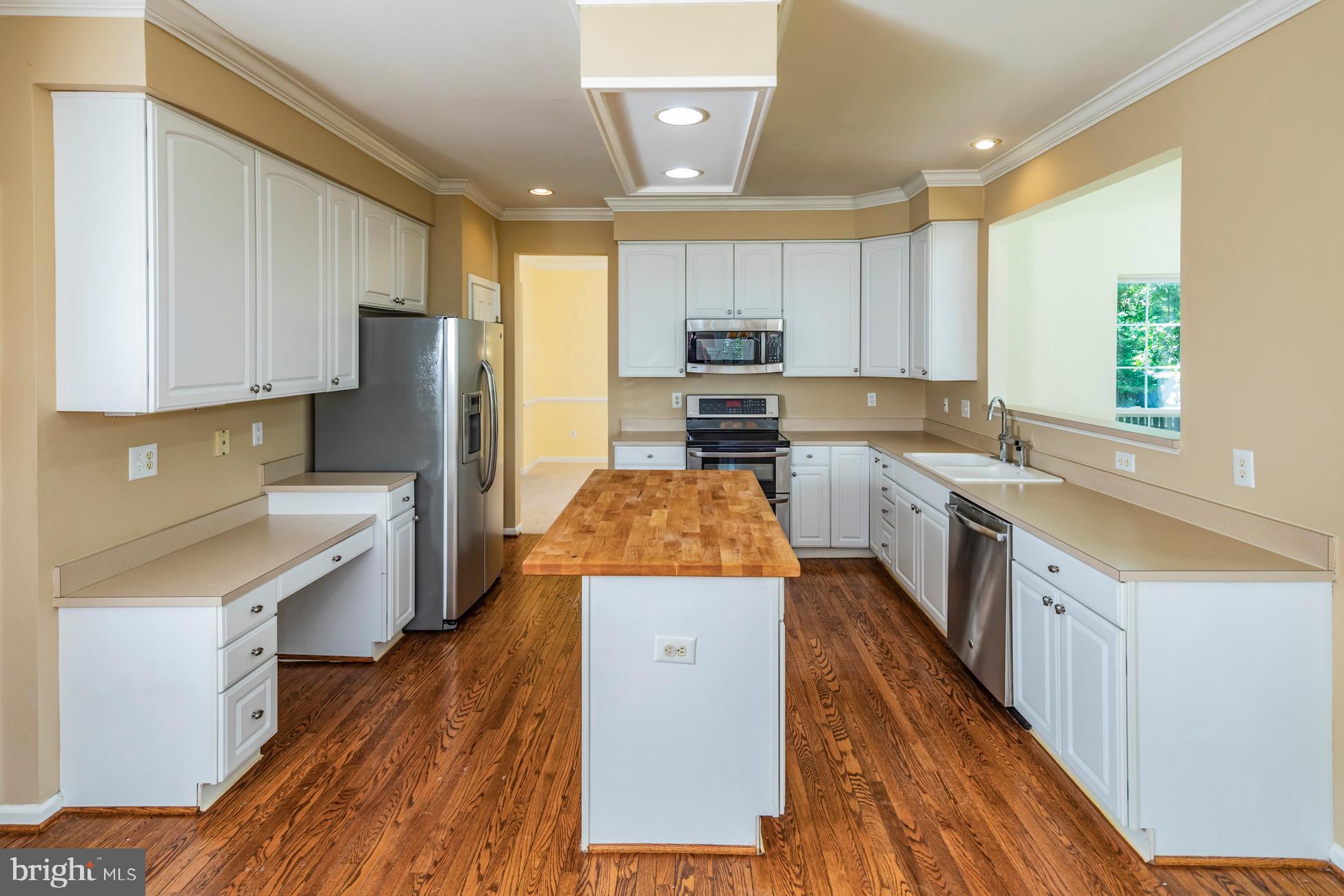53 Avalon Road Pennington, NJ 08534 - Photo 6 of 33 Gallery Image 6