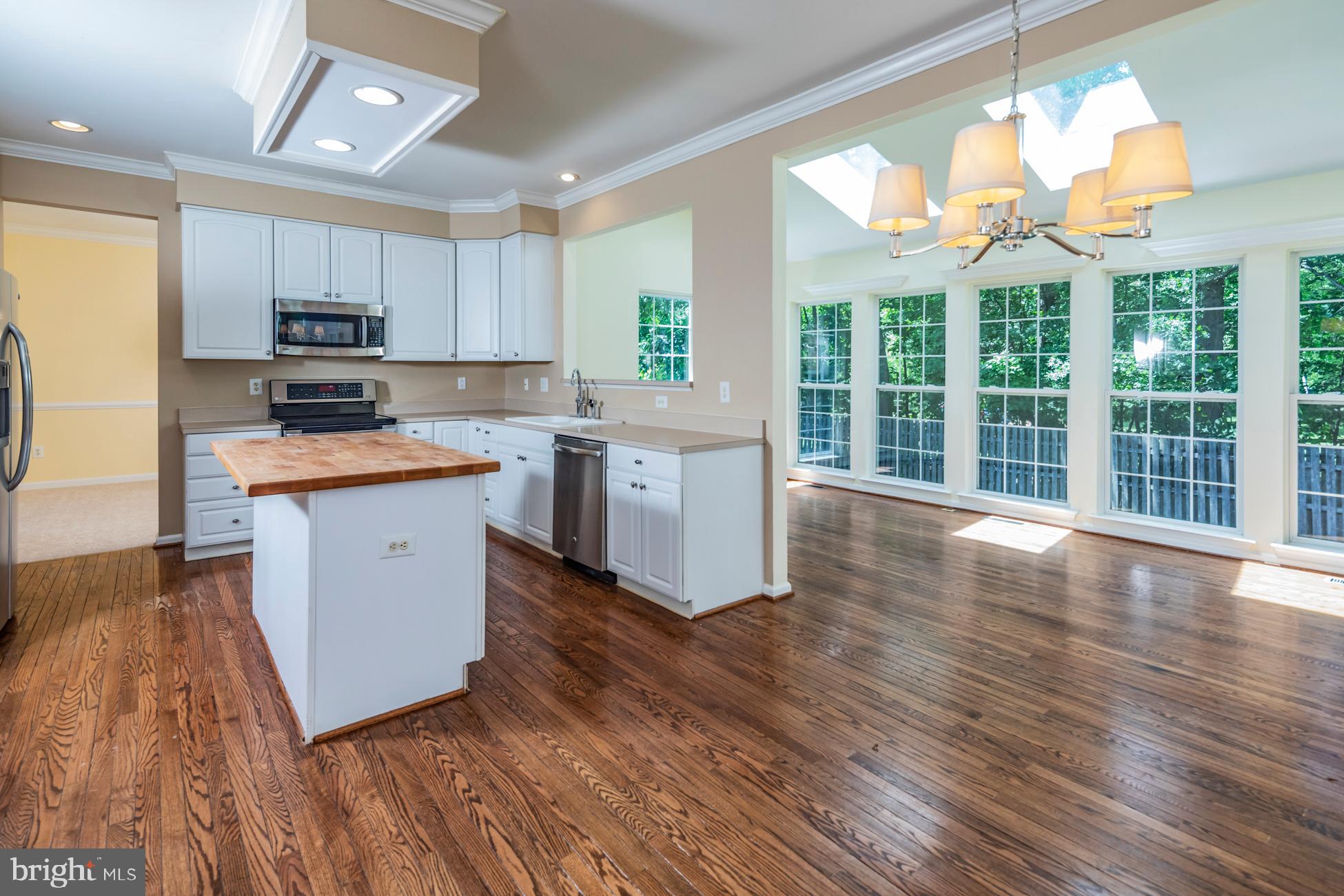 53 Avalon Road Pennington, NJ 08534 - Photo 7 of 33 Gallery Image 7