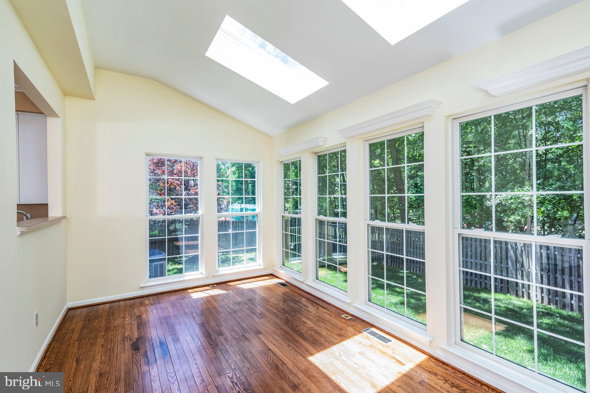 53 Avalon Road Pennington, NJ 08534 - Photo 9 of 33 Gallery Image 9