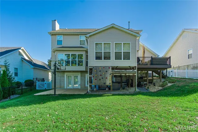 $539,000 | 457 Avalon View Court, Fenton, MO 63026