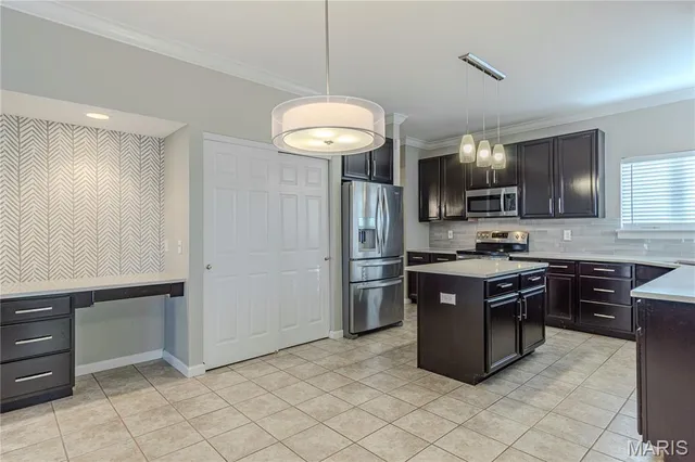 $539,000 | 457 Avalon View Court, Fenton, MO 63026