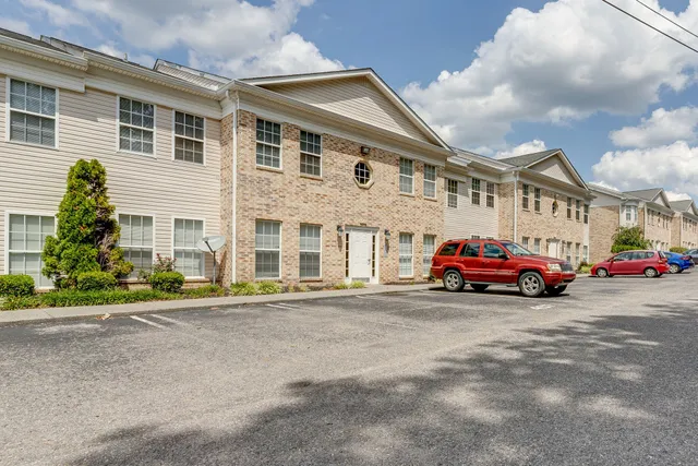 $1,700 | 407 Churchill Crossing, Madison, TN 37115