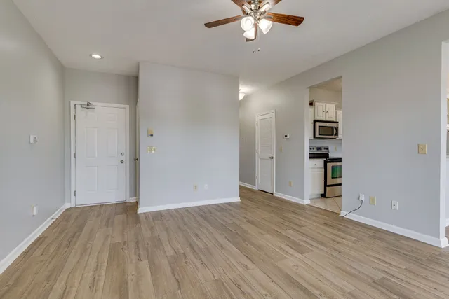 $1,700 | 407 Churchill Crossing, Madison, TN 37115