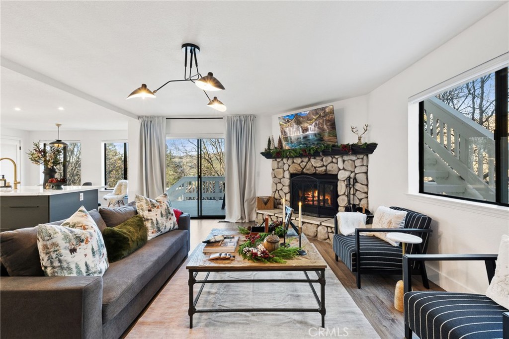 30260 Gremlin Court Running Springs, CA 92382 - Photo 15 of 55