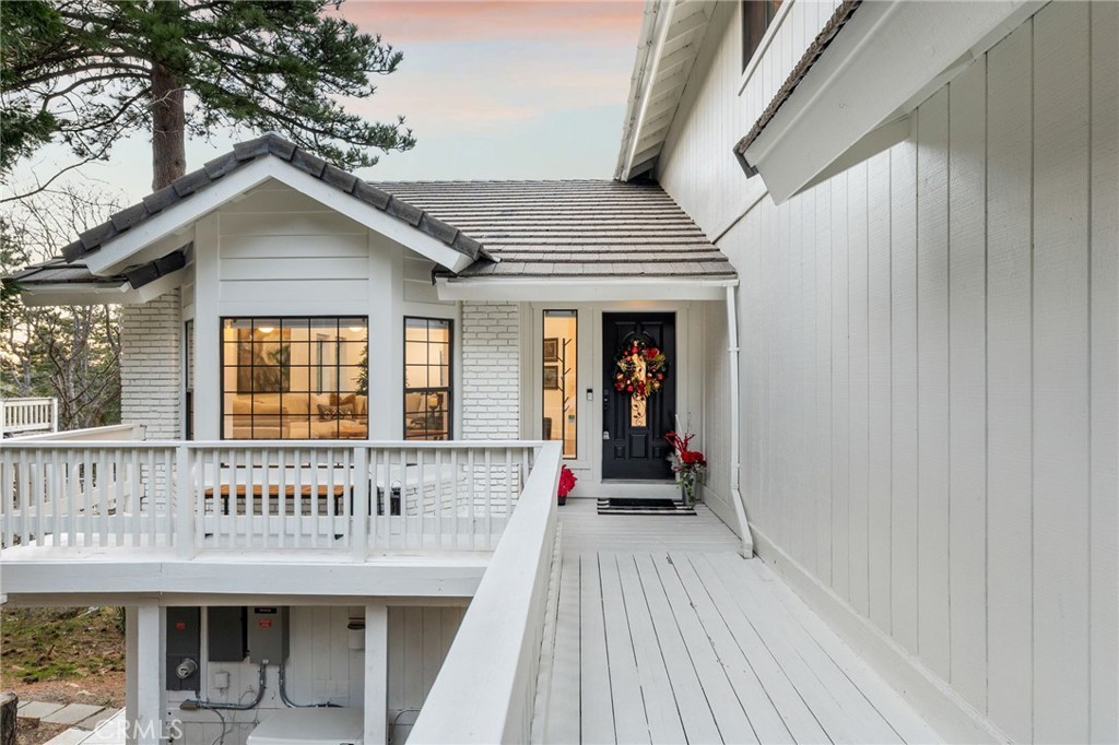 30260 Gremlin Court Running Springs, CA 92382 - Photo 2 of 55