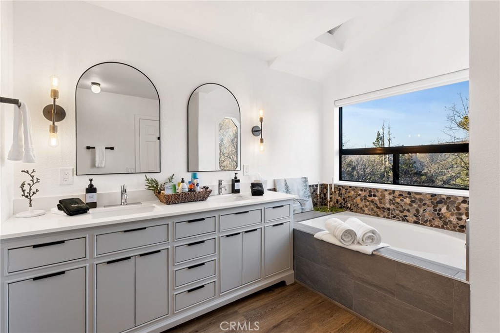 30260 Gremlin Court Running Springs, CA 92382 - Photo 29 of 55