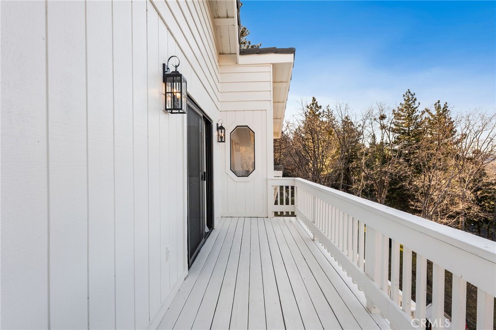 30260 Gremlin Court Running Springs, CA 92382 - Photo 33 of 55