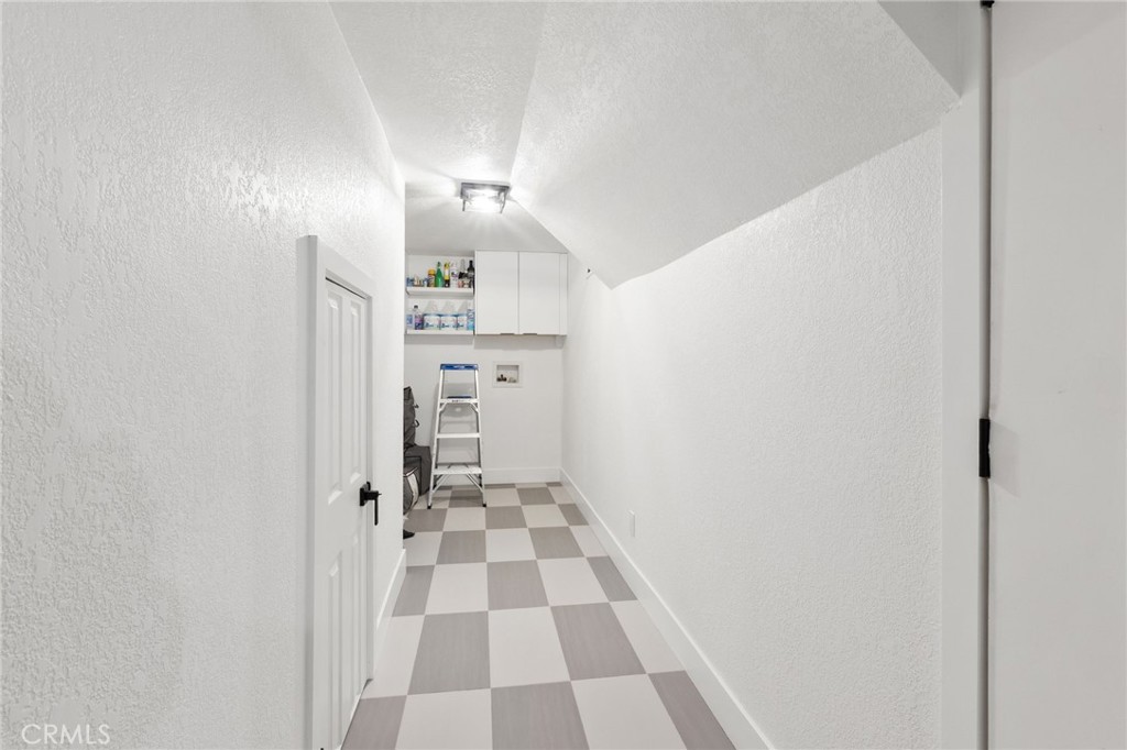 30260 Gremlin Court Running Springs, CA 92382 - Photo 46 of 55