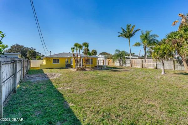 $1,900 | 152 Longwood Drive, Ormond Beach, FL 32176