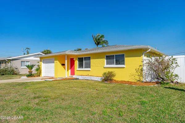 $1,900 | 152 Longwood Drive, Ormond Beach, FL 32176
