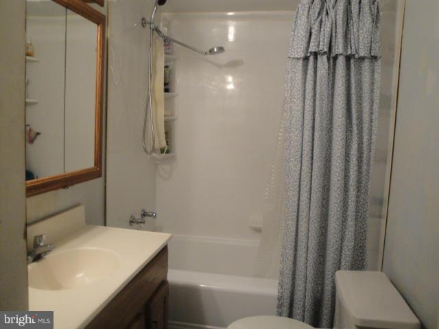 10125 Stansfield Road Laurel, MD 20723 - Photo 14 of 20 Full bathroom