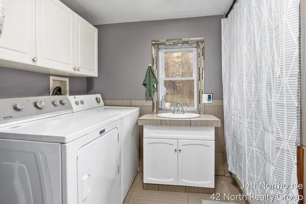 $229,900 | 11769 Old Belding Road Northeast, Belding, MI 48809