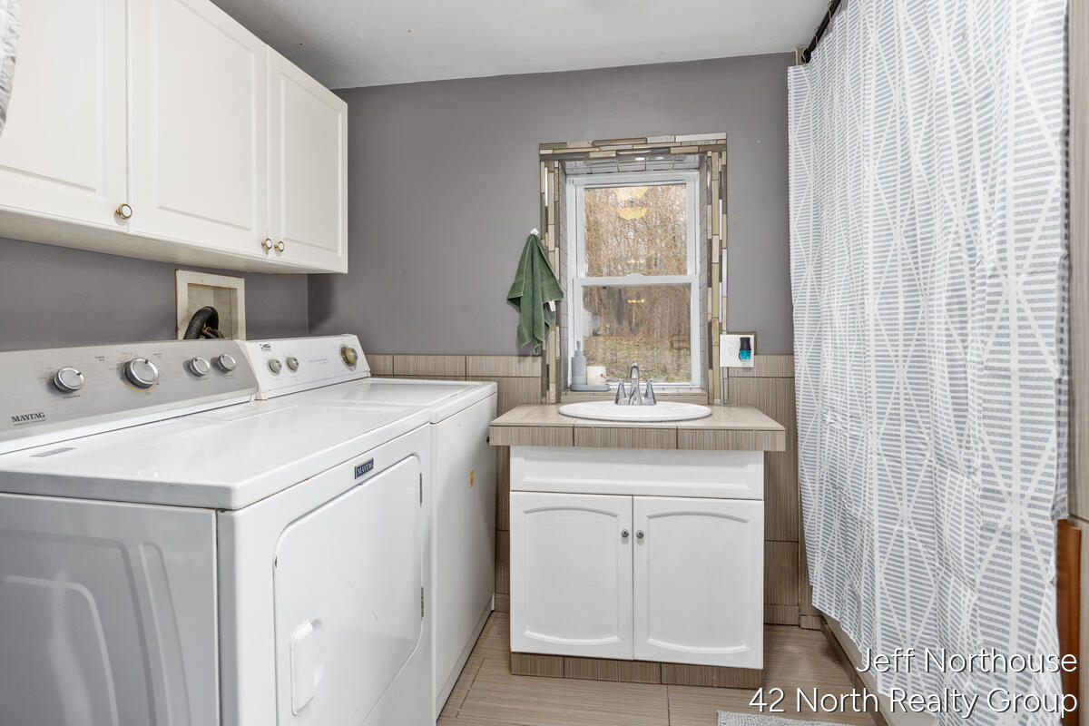 11769 Old Belding Road Northeast Belding, MI 48809 - Photo 11 of 19 11769-Old-Belding_011