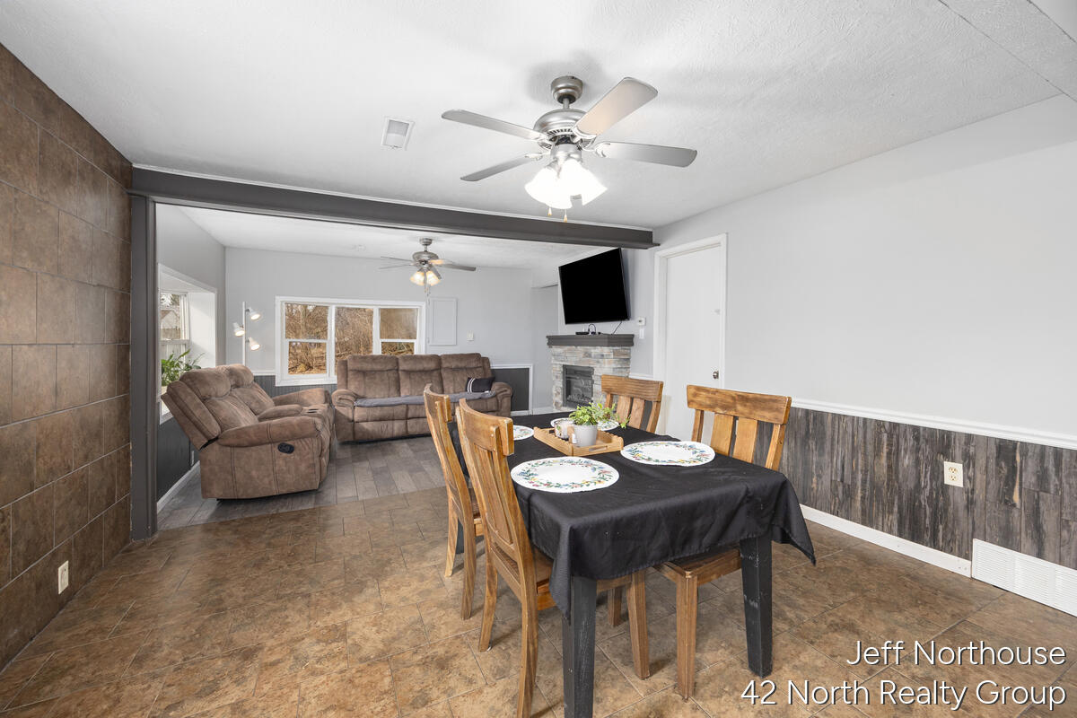 11769 Old Belding Road Northeast Belding, MI 48809 - Photo 6 of 19 11769-Old-Belding_006