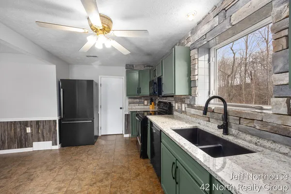 $229,900 | 11769 Old Belding Road Northeast, Belding, MI 48809