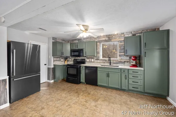 $229,900 | 11769 Old Belding Road Northeast, Belding, MI 48809