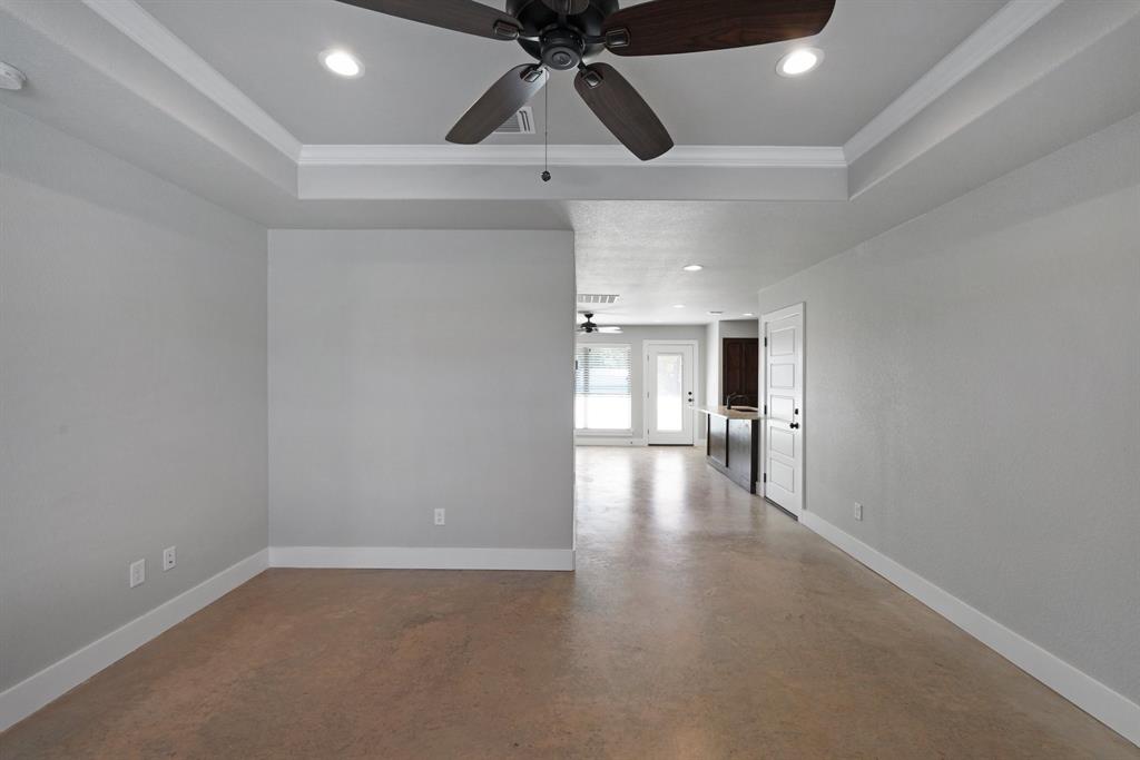 101 East Lone Star Road Poolville, TX 76487 - Photo 8 of 38 Gallery Image 8