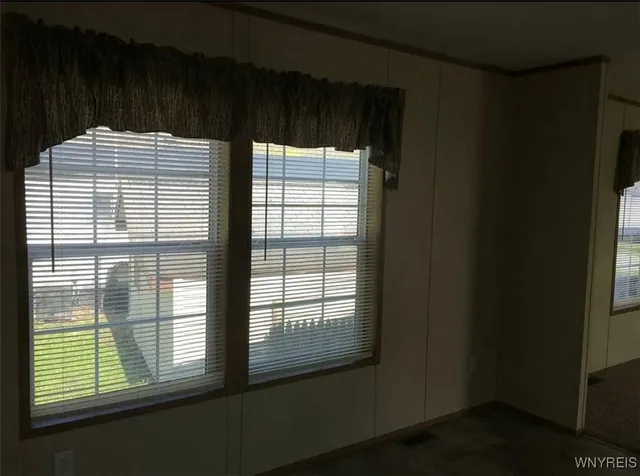 $79,900 | 109 B Elmhurst Drive, Lockport, NY 14094