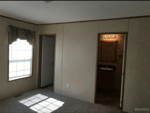 $79,900 | 109 B Elmhurst Drive, Lockport, NY 14094