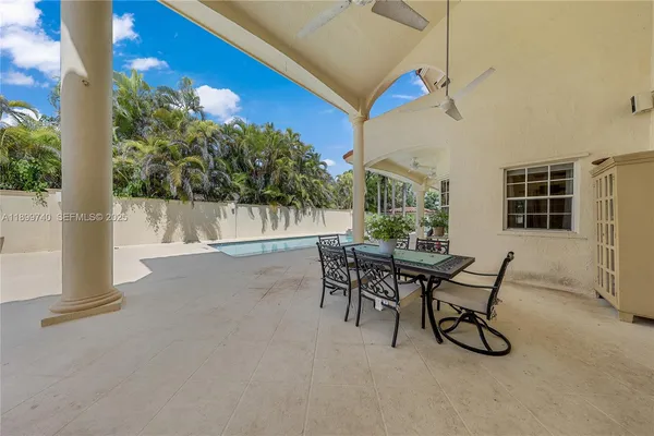 $2,400,000 | 19504 Southwest 135th Court, Miami, FL 33177