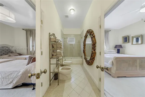 $2,400,000 | 19504 Southwest 135th Court, Miami, FL 33177