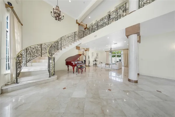 $2,400,000 | 19504 Southwest 135th Court, Miami, FL 33177