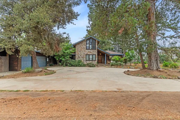$950,000 | 4607 Archerdale Road, Linden, CA 95236