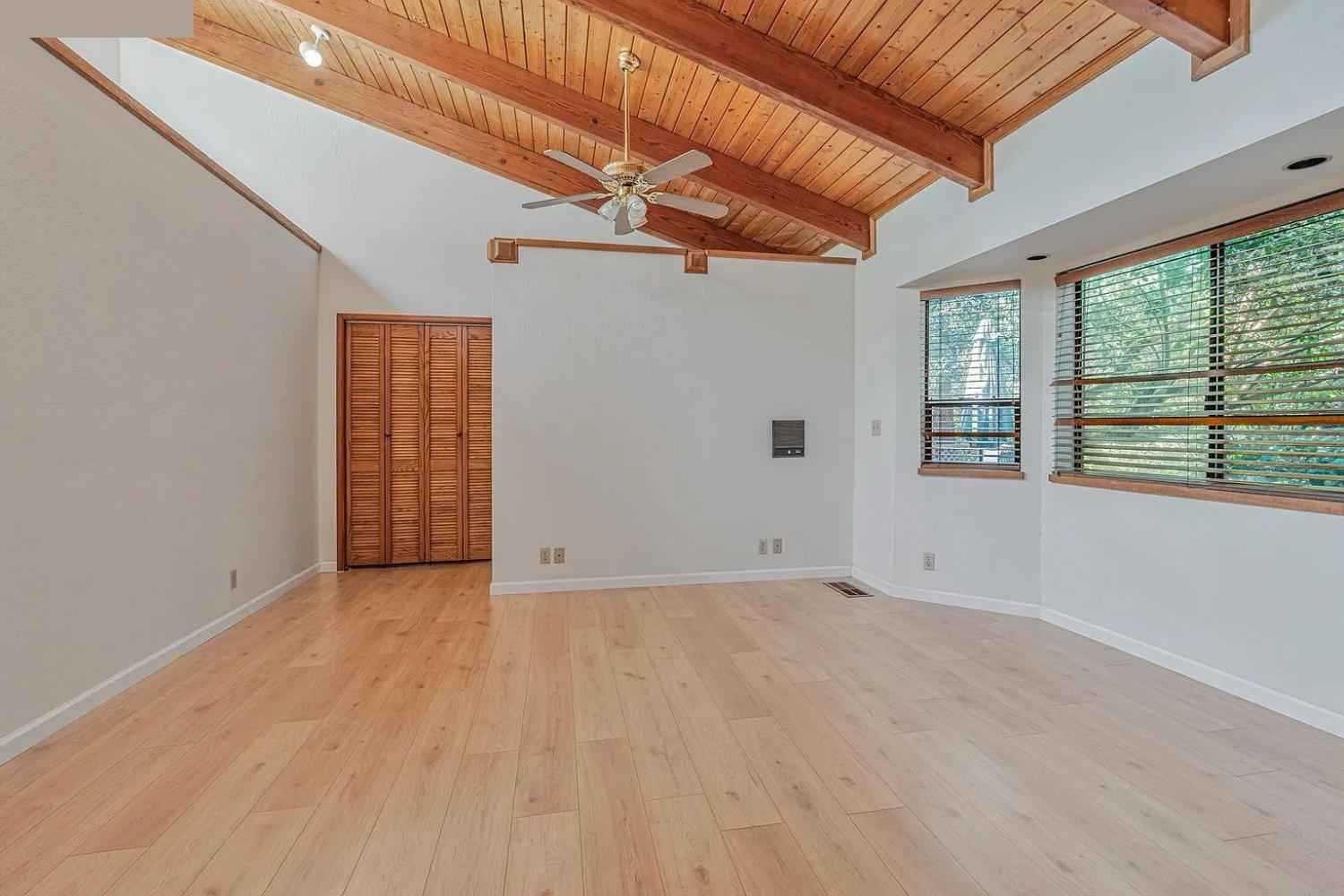 4607 Archerdale Road Linden, CA 95236 - Photo 22 of 50 an empty room with windows