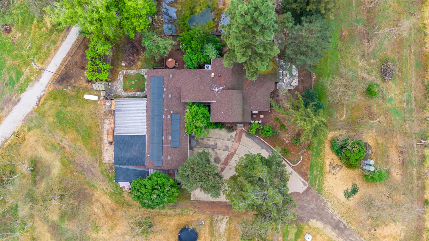 4607 Archerdale Road Linden, CA 95236 - Photo 38 of 50 an aerial view of a house with a yard