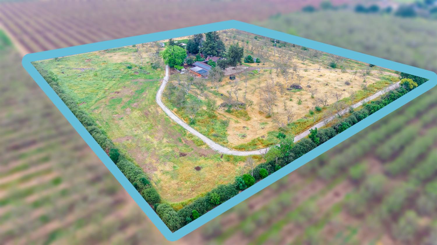 4607 Archerdale Road Linden, CA 95236 - Photo 6 of 50 a view of a pool from a balcony
