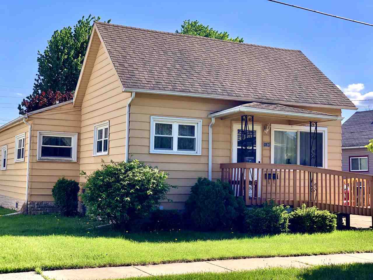 1120 25th Street Bay City, MI 48708 - Photo 2 of 17