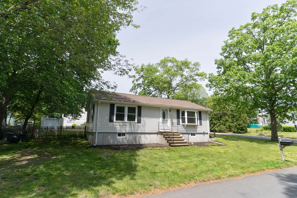 70 McDonald Road Wilmington, MA 01887 - Photo 4 of 27