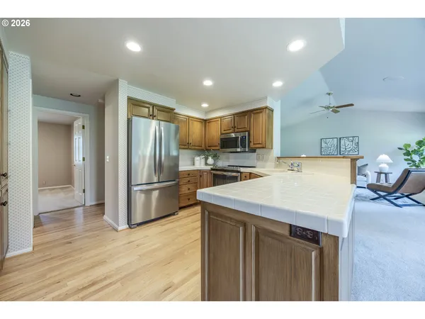 $725,000 | 982 Shaughnessy Lane, Eugene, OR 97401