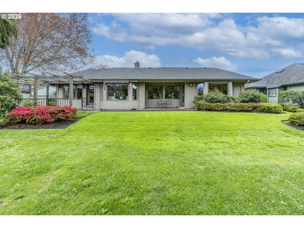 $725,000 | 982 Shaughnessy Lane, Eugene, OR 97401