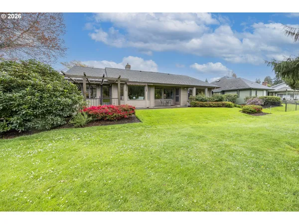 $725,000 | 982 Shaughnessy Lane, Eugene, OR 97401