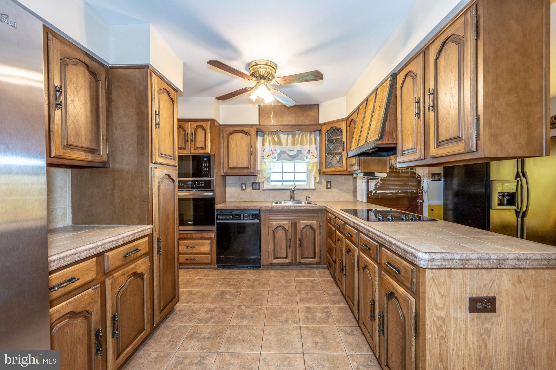 8500 Oxon Hill Road Fort Washington, MD 20744 - Photo 9 of 42