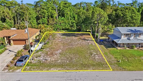 $140,000 | 8325 Cypress Drive South, Fort Myers, FL 33967