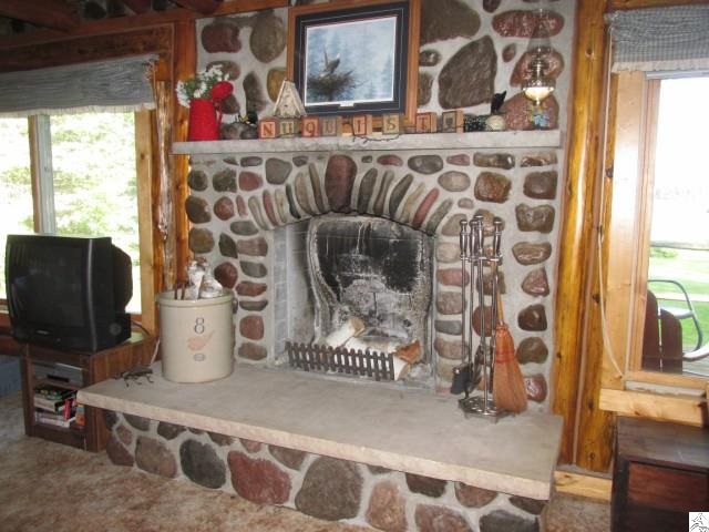 9342 West Branch Road Duluth, MN 55803 - Photo 2 of 17 Wood burning stone fireplace