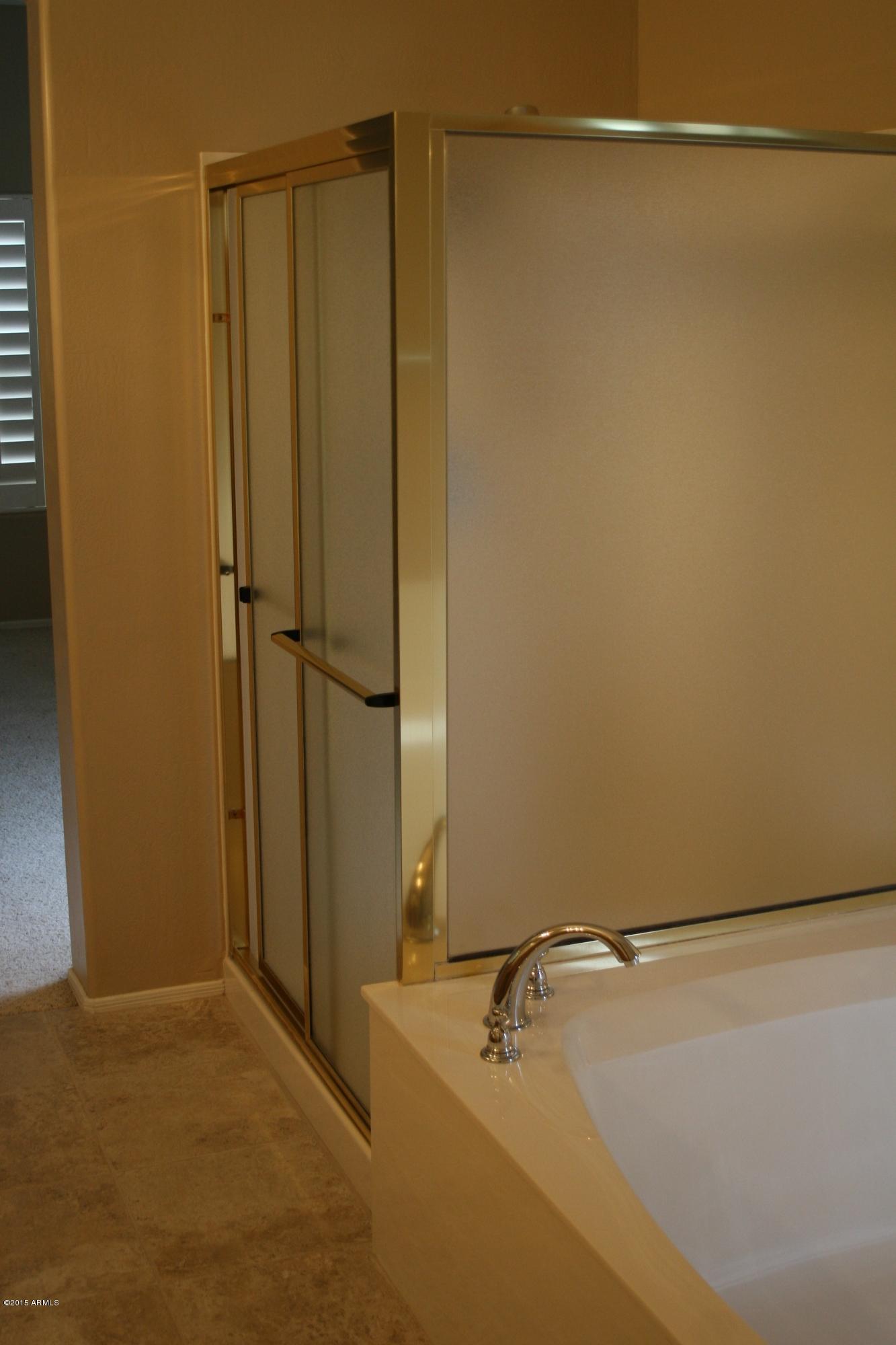 1932 East Marilyn Road Phoenix, AZ 85022 - Photo 25 of 34 Master Bathroom