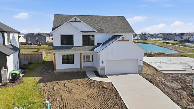 $414,900 | 1010 Arthur Heights Drive, Fort Wayne, IN 46818