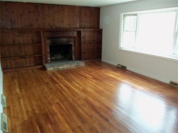 81 Acorn Road Dennis, MA 02638 - Photo 4 of 16 Gallery Image 4