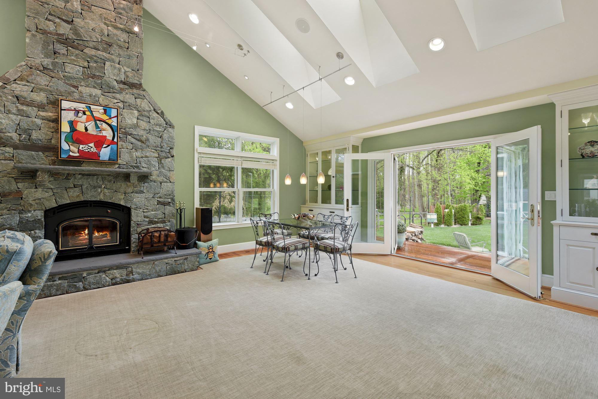 10210 Chapel Road Potomac, MD 20854 - Photo 5 of 26 Grand Great Room
Indoor/Outdoor Living Space