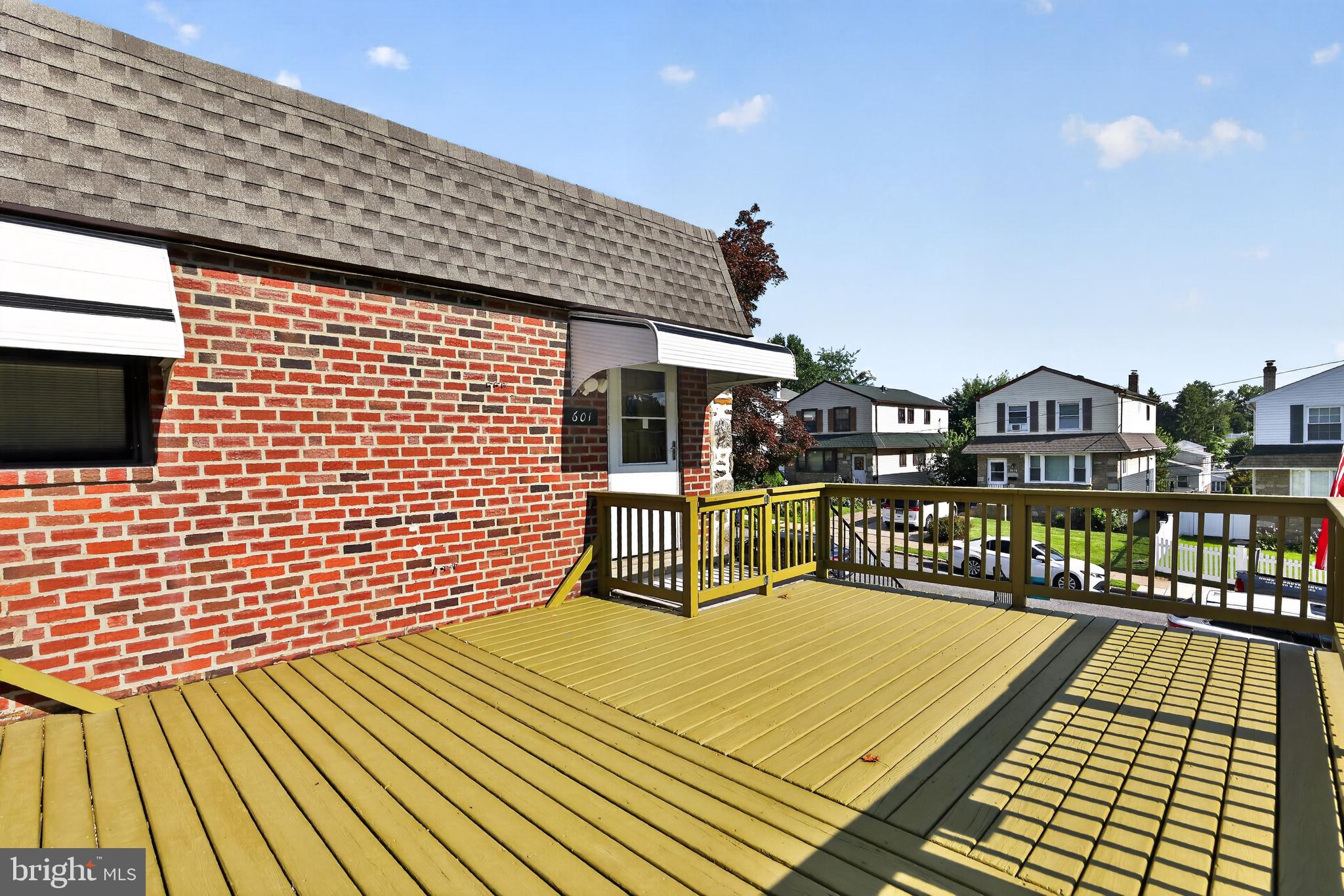 601 Colebrook Road Philadelphia, PA 19115 - Photo 4 of 15