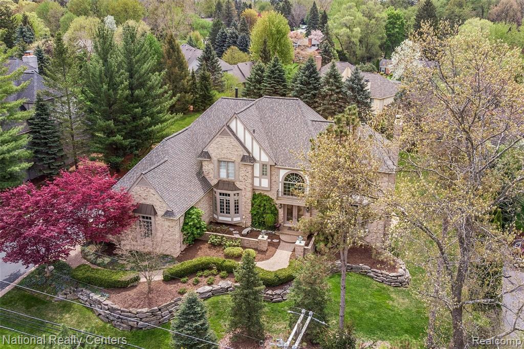 801 Peach Tree Lane Rochester Hills, MI 48306 - Photo 2 of 54