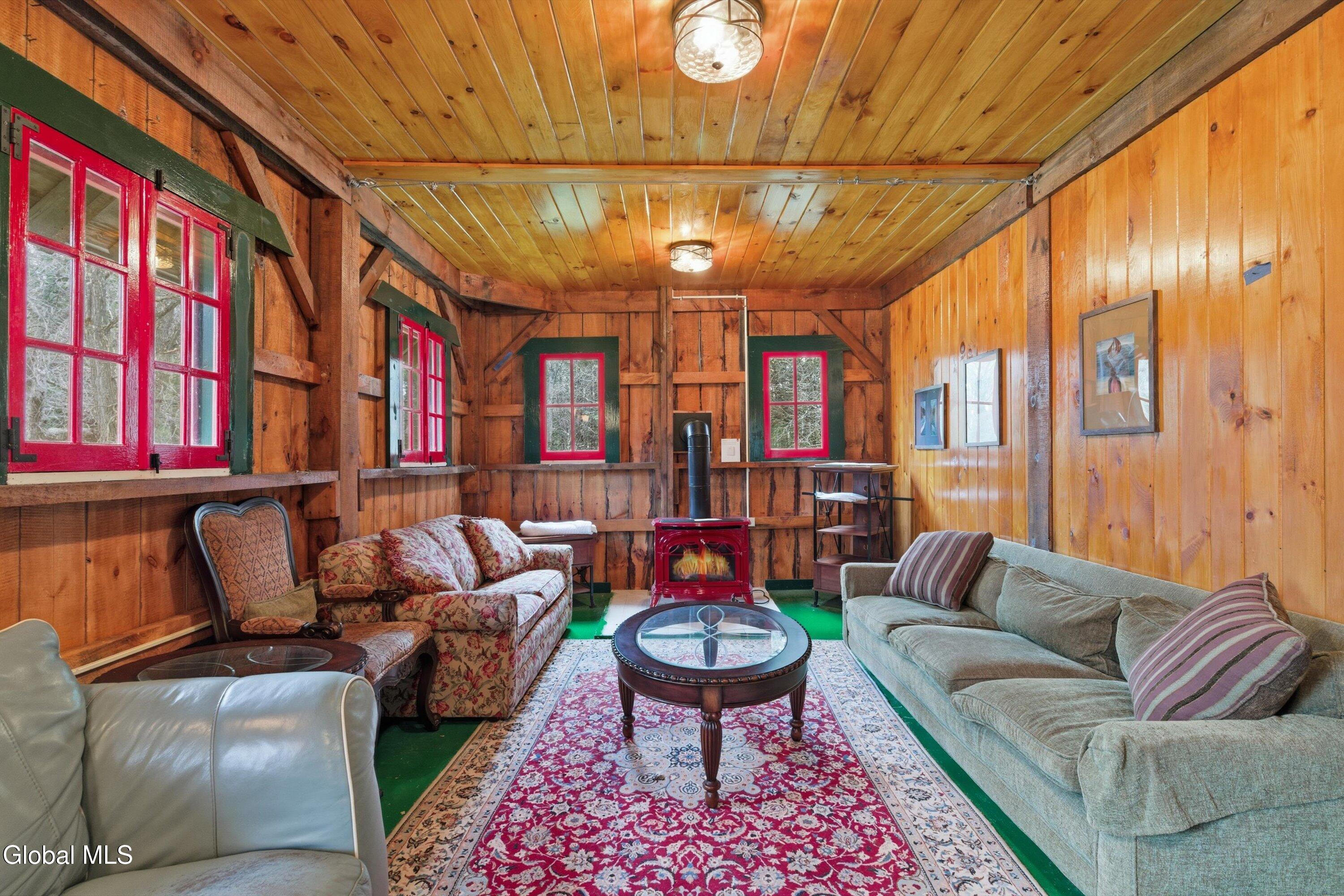 330 Byrnes Road Chester, NY 12853 - Photo 26 of 32 Post & Beam