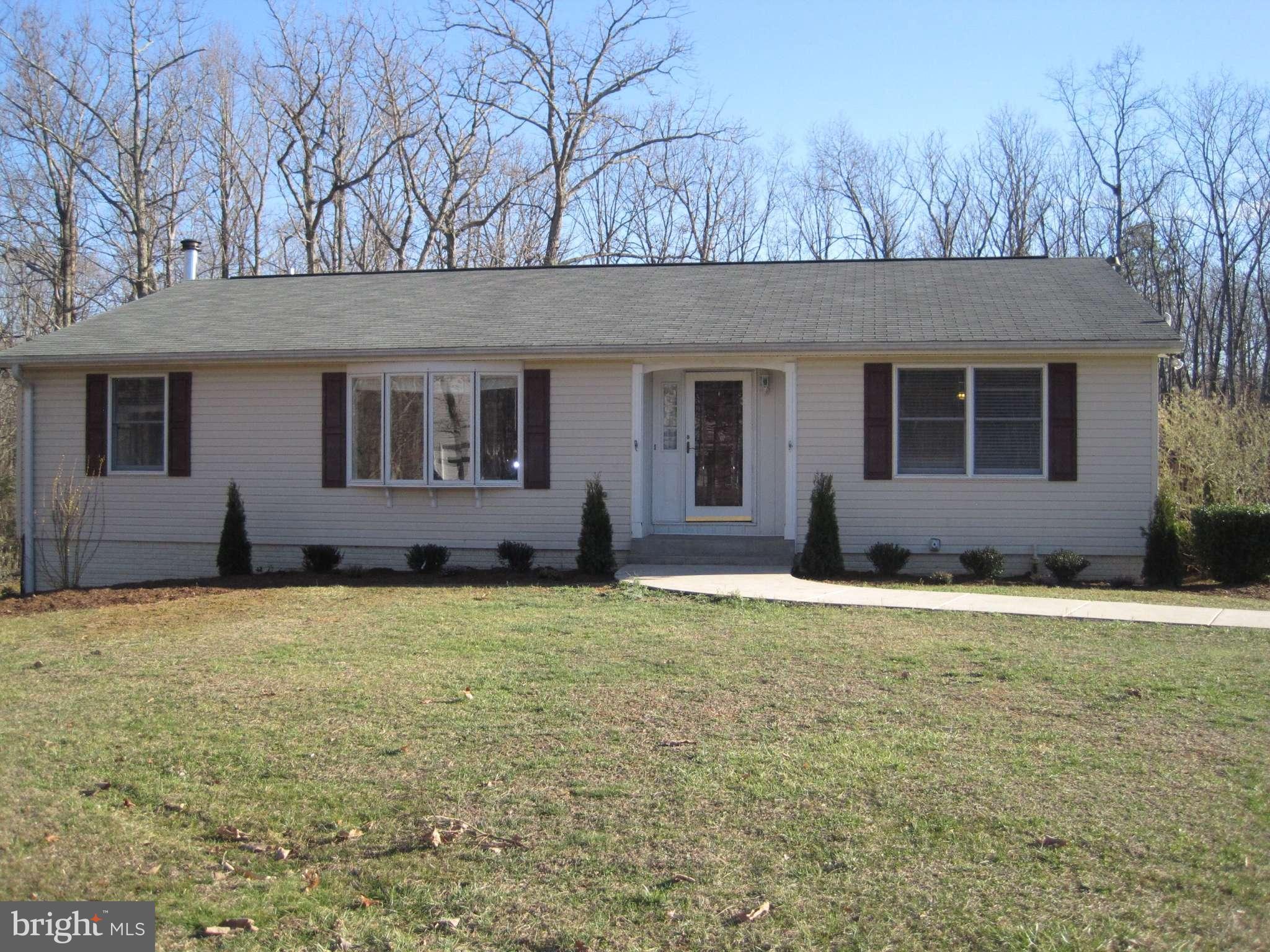 12649 Tower Hill Road Midland, VA 22728 - Photo 2 of 24 Exterior (Front) with Vinyl Siding