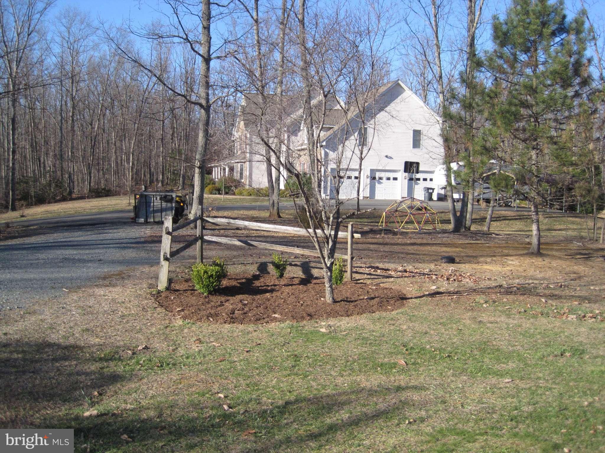 12649 Tower Hill Road Midland, VA 22728 - Photo 4 of 24 Exterior (General)