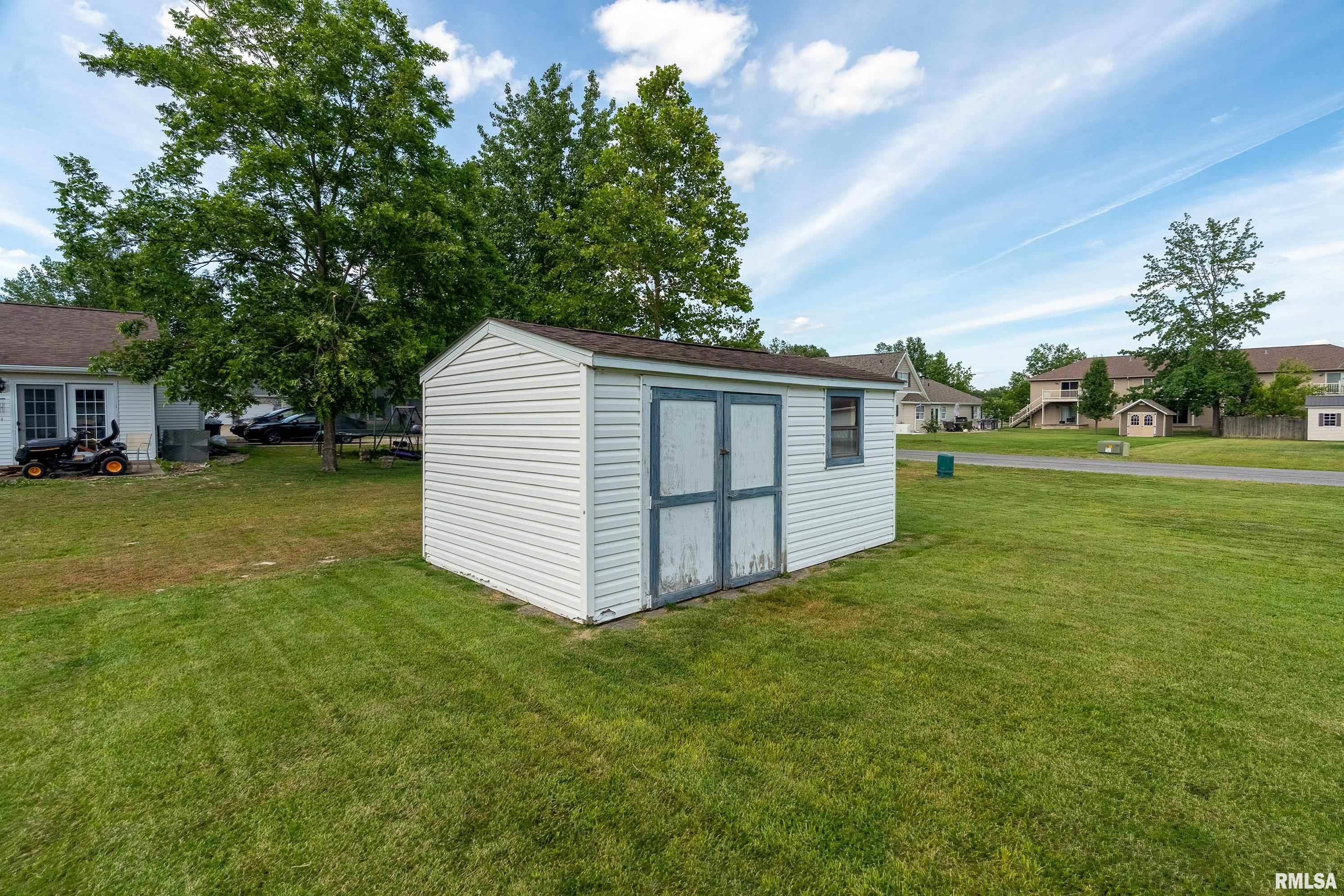 307 Evergreen Trail Herrin, IL 62948 - Photo 26 of 33